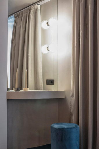 Bathroom 2, Etruscan Luxury Suites, Rome