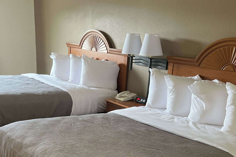 Others 4, Quality Inn, Cabell