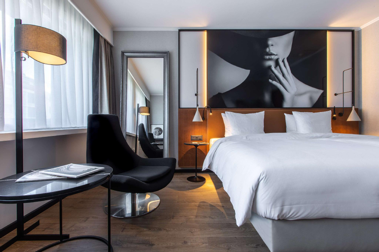 Bedroom 24