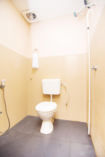 Bathroom 4, Hotel O Hajah Rohayah, Batang Padang