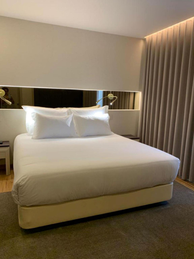 Bedroom 27