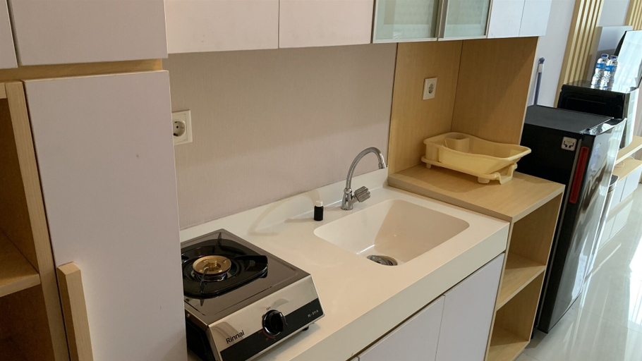 Bathroom 4, Cozy Nice Studio At Signature Park Grande Apartment, Jakarta Selatan