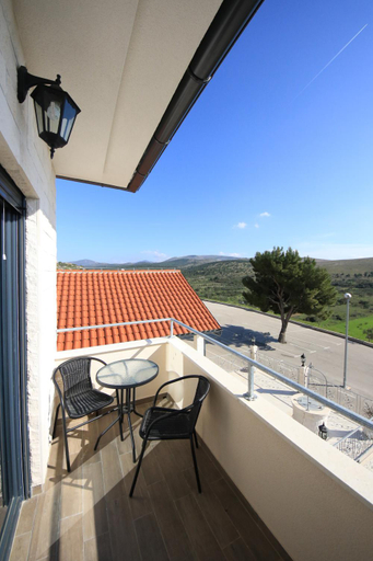 Others 4, B&B Ave Maria, Šibenik
