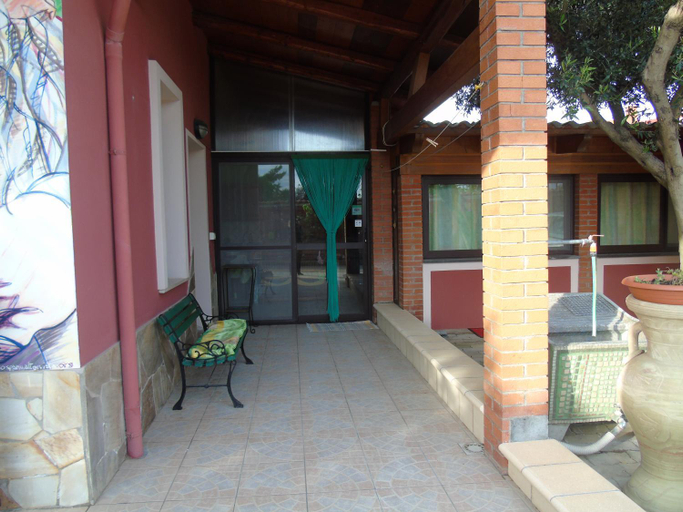 Others 2, Casa da Pina, Oristano