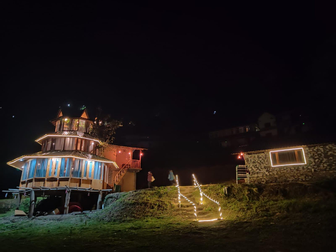 Others 4, The Hidden Burrow by Whoopers, Kullu