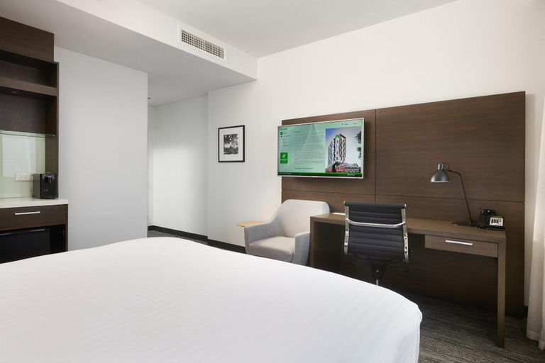 Bedroom 28