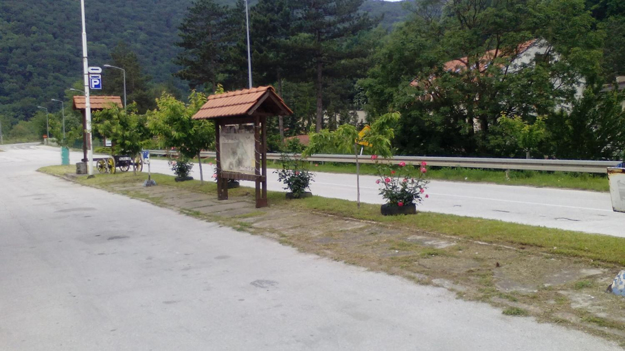 Others 5, SOBE za izdavanje BLEF, Čačak