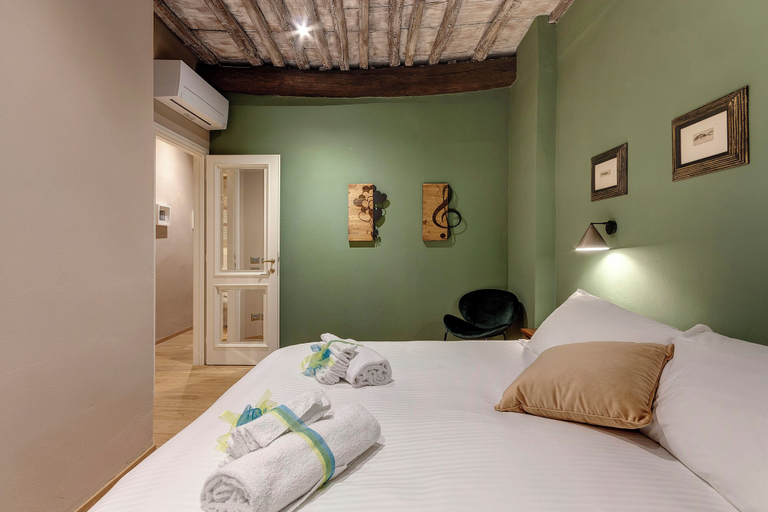 Bedroom 2, Mamo Florence - Santa Croce Loft Apartment, Florence
