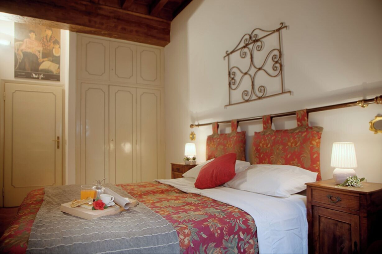 Bedroom 3, Mamo Florence - Palazzo Spinelli Apartment, Florence