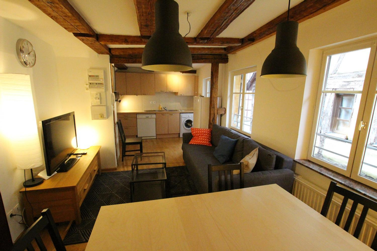 Dining Room 4, Colmar Historic Center - Alsacian Appartement PETITE VENISE 2 - BookingAlsace, Haut-Rhin