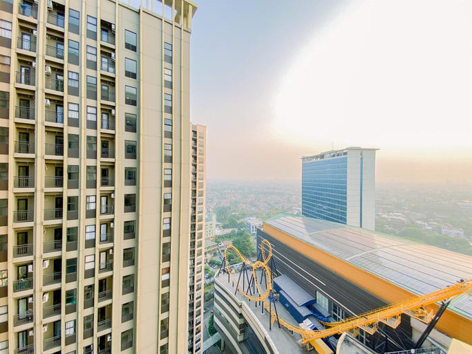 Exterior & Views 2, Relaxing Studio At Transpark Cibubur Apartment, Depok