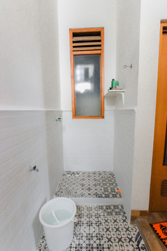 Bathroom 6