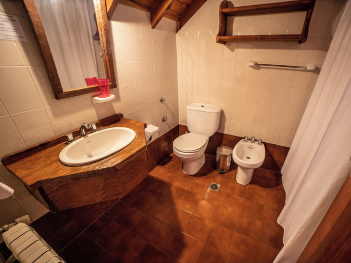 Bathroom 3