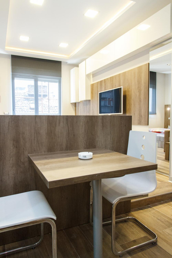 Others 5, Apartment Barcelona, Belgrade