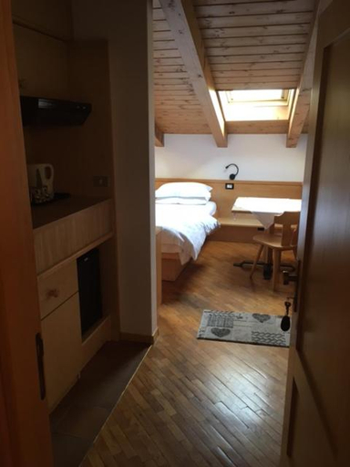 Others 2, Bed & Breakfast Garni Tobia, Trento