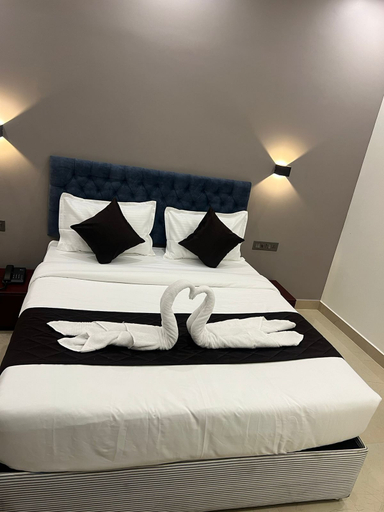 Bedroom 3, THE LOTAZ HOTEL, Ernakulam