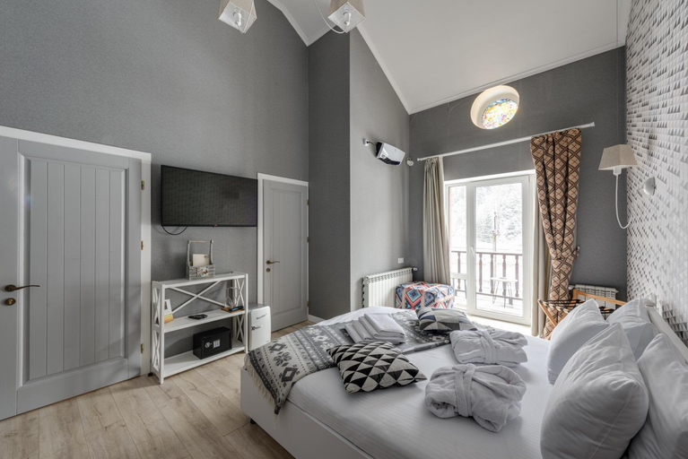 Bedroom 2, Клуб Яремчанськии, Iaremchans'ka