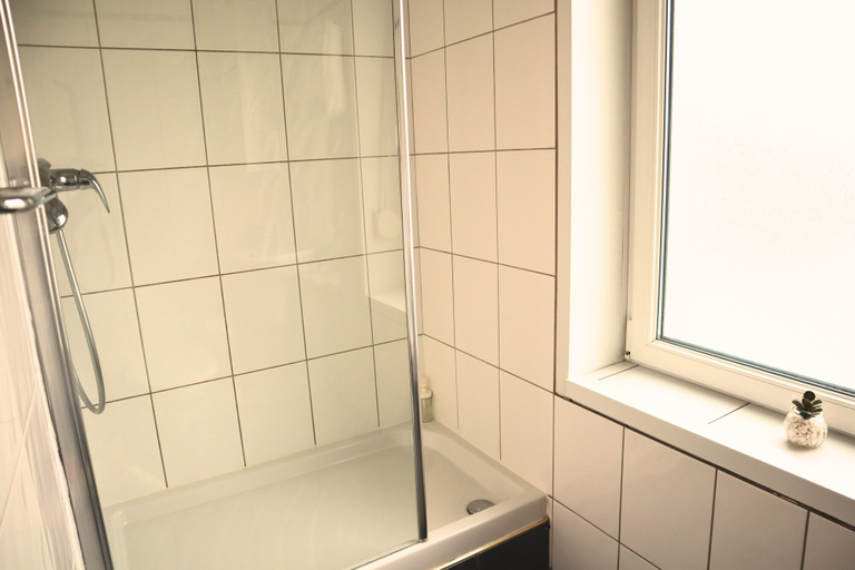 Bathroom 5, Le Gîte des Voyageurs, Nord