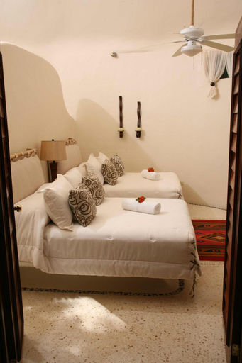 Bedroom 3, Hotel Okaan, Tinúm