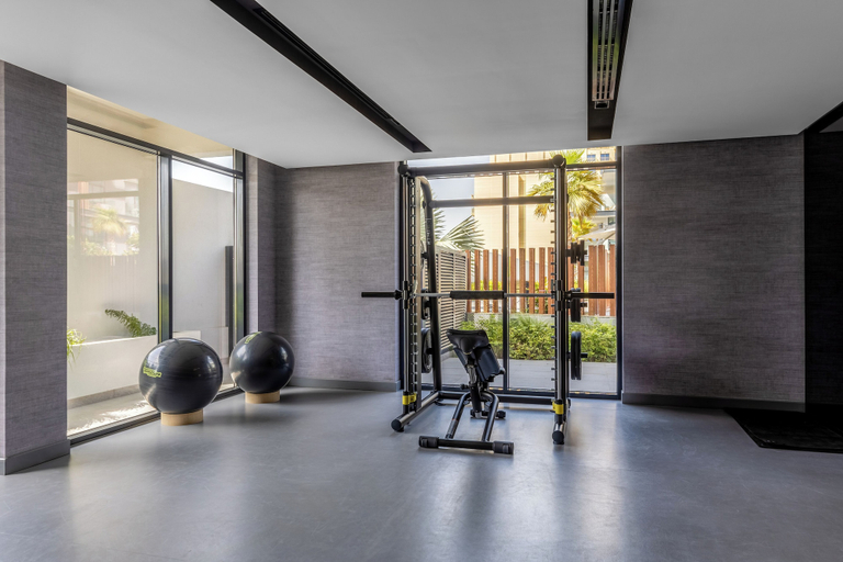 Gym 5, Waves - Elegant Oxford 212 Studio in JVC with City Views, Dubai