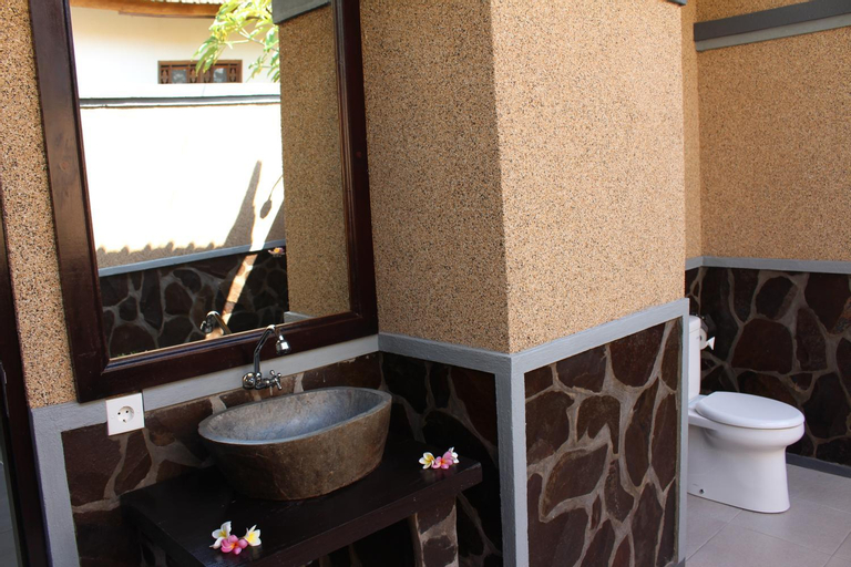 Bathroom 8