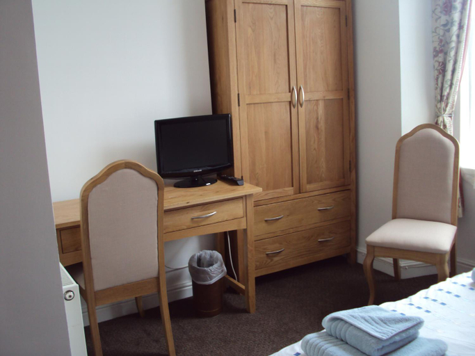Bedroom, Mountbatten Hotel, Plymouth