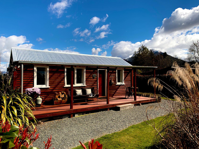 Others 4, Red Cottages Staveley, Ashburton