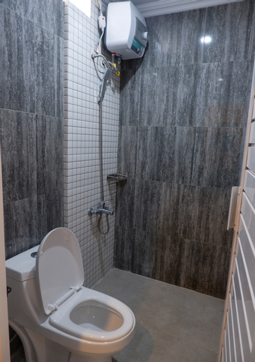 Bathroom 4