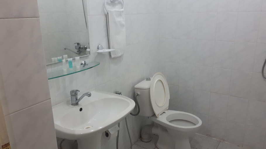 Bathroom, AZPETROL HOTEL GAZAX, Qazax