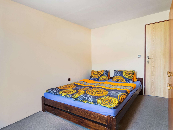Bedroom 3, Mountain Home With Garden, Trutnov