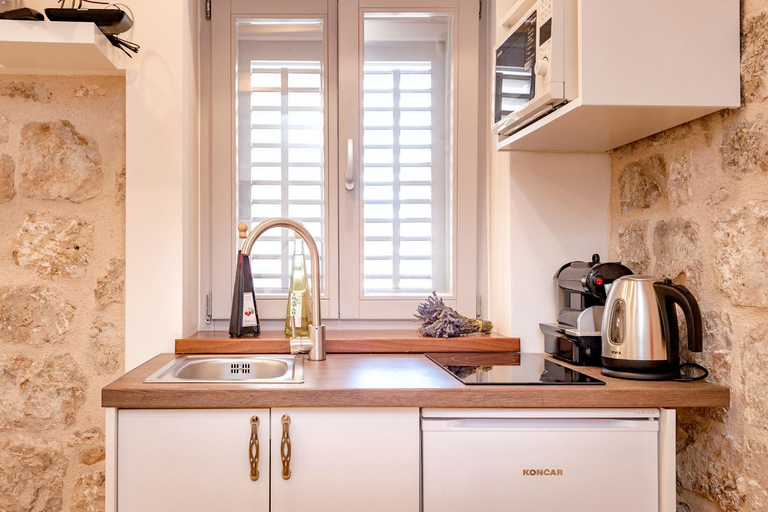 Facilities 5, Successus Old Town House, Hvar