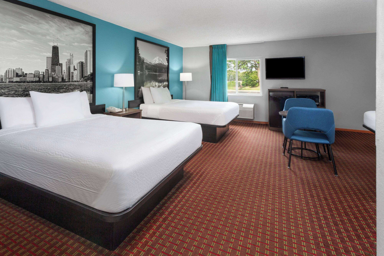 Bedroom 3, McHenry Inn, McHenry
