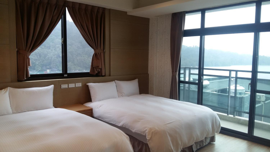 Bedroom 2, Yi Da Lakeside Hotel, Nantou