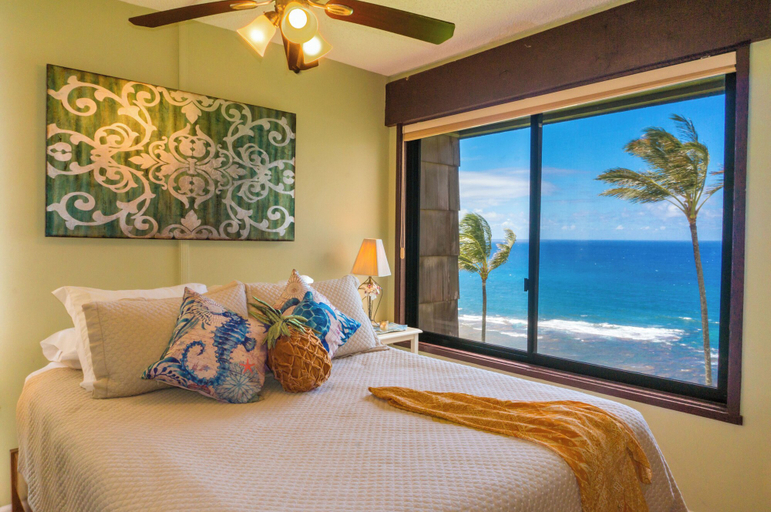 Bedroom 3, Sealodge C7, Kauai