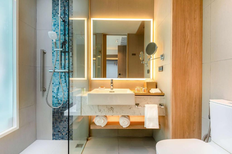Bathroom 5, Hilton Garden Inn Phuket Bangtao, Pulau Phuket
