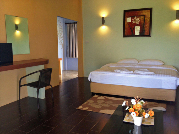 Bedroom 13