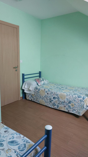 Others 2, Albergue la escuela, León