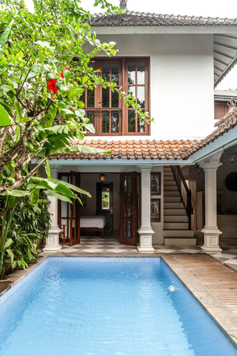 Others 5, Villa Seni, Badung