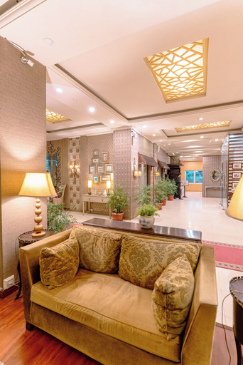 Others 3, Shelton's Rezidor, Peshawar