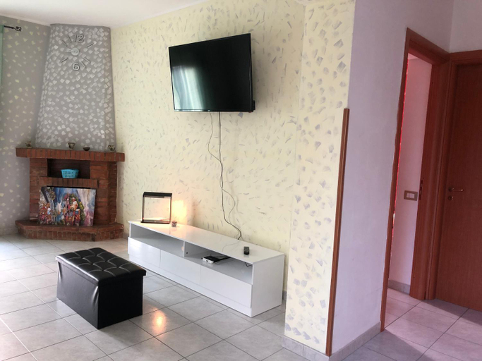 Others 2, B&B Al Castello, Potenza