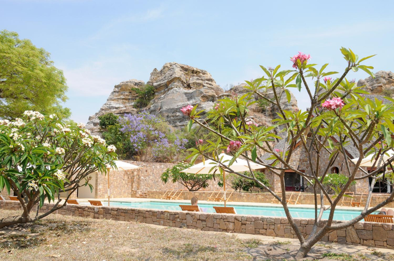 Others 4, Le Jardin du Roy, Ihorombe