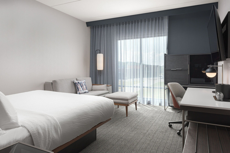 Bedroom 3, Courtyard By Marriott Nashville Smyrna, Rutherford