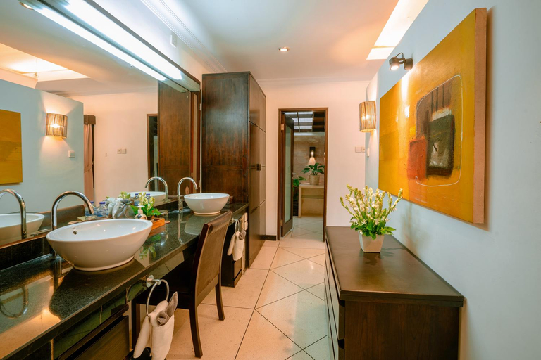 Bathroom 5, Maya Sayang Seminyak, Badung