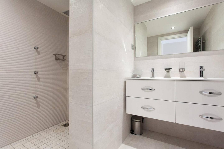 Bathroom 2, Carlton area: New 2 beds / 2 baths, Alpes-Maritimes