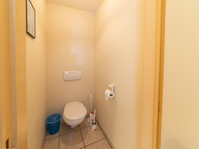 Bathroom 5, Forest-edge Hideaway, Bouillon, Luxembourg