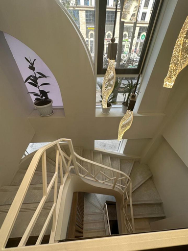 Others 5, Amir inn, Rudaki