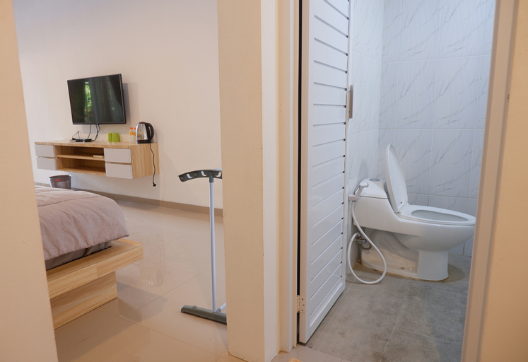 Bathroom 4