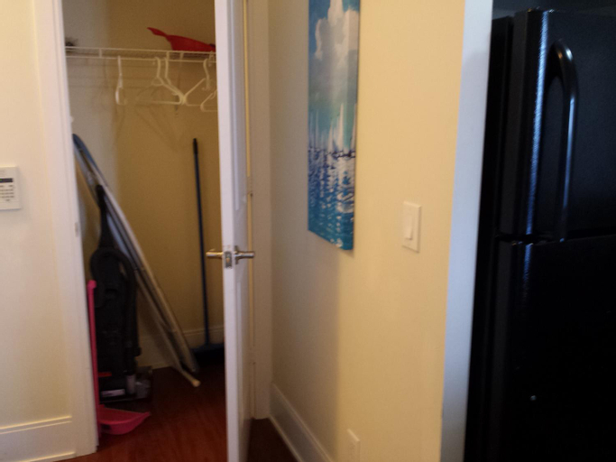 Others 5, 2 BEDROOM 2 Bathroom Best Value Prime Location in Missisauga, Peel