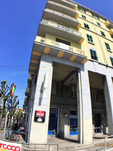 La casa di Bicio, La Spezia