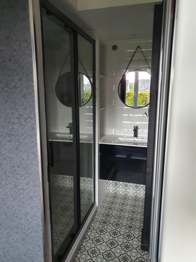Others 4, Chambre d hote avec sa SDB privative, Finistère